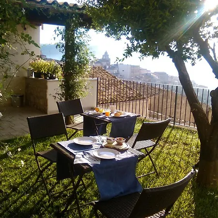 La Casa Del Gelsomino 3* Ragusa
