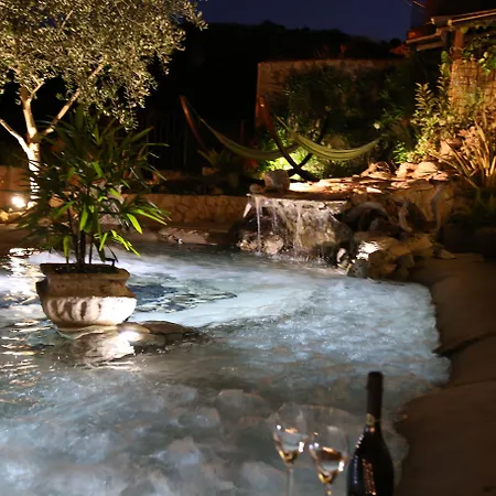 Bed & Breakfast La Casa Del Gelsomino 4*